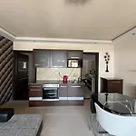 Haz 발라톤엘