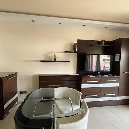 Haz Διαμέρισμα *